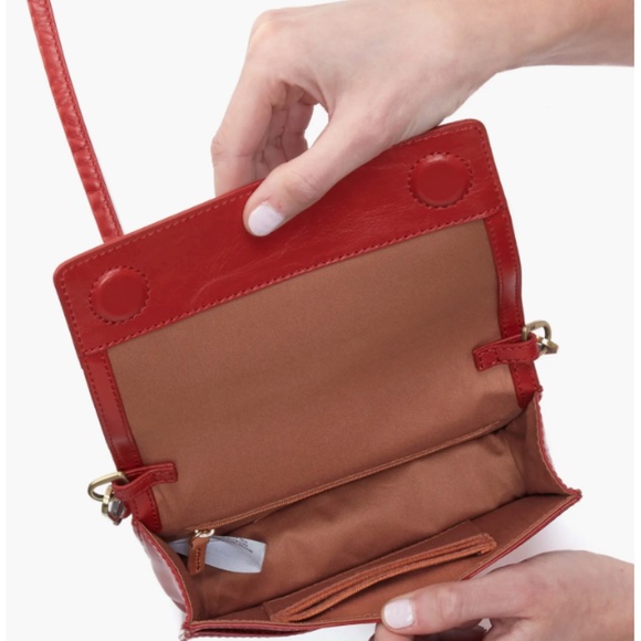 NEW Hobo Jill Crossbody Bag Brick Red - 2 Straps So Versatile NWT In Packaging - Picture 4 of 6